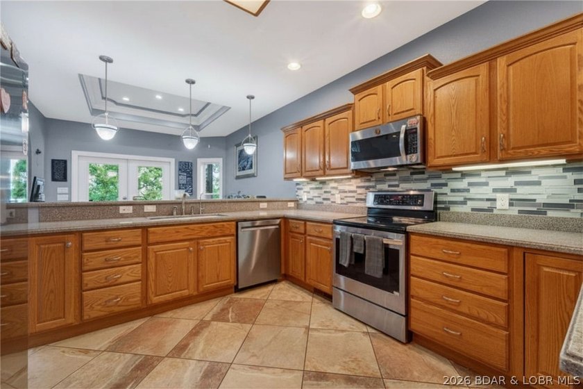 Set within one of the most sought-after neighborhoods in Four - photo 14