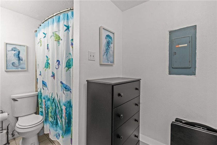 Welcome to your fully furnished coastal penthouse retreat at the - photo 14