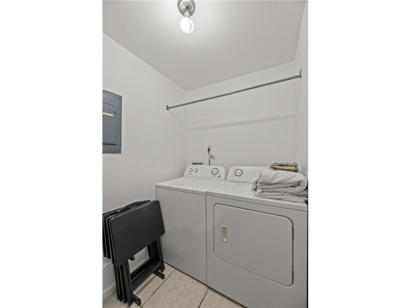 Welcome to your fully furnished coastal penthouse retreat at the - photo 16