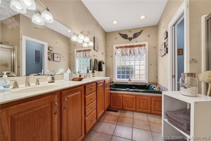 Set within one of the most sought-after neighborhoods in Four - photo 24
