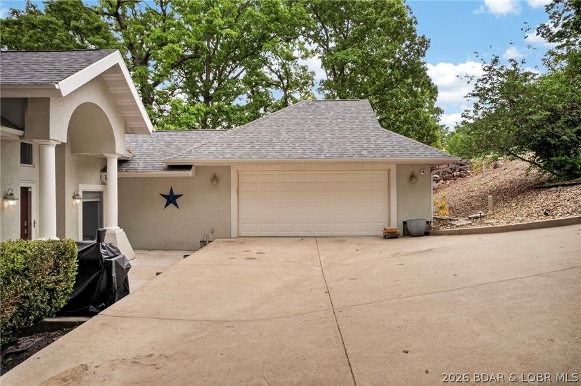 Set within one of the most sought-after neighborhoods in Four - photo 43