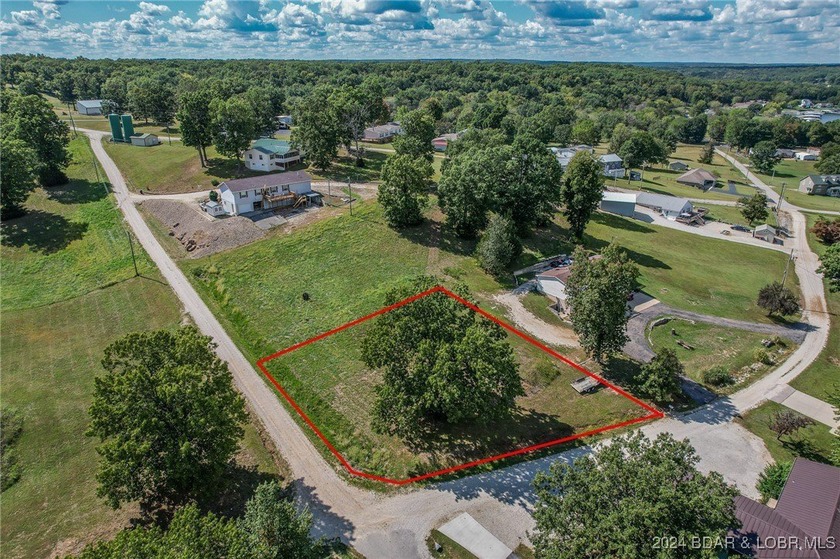 Johnson's Bay subdivision is a HOT market for lake access/view - photo 2