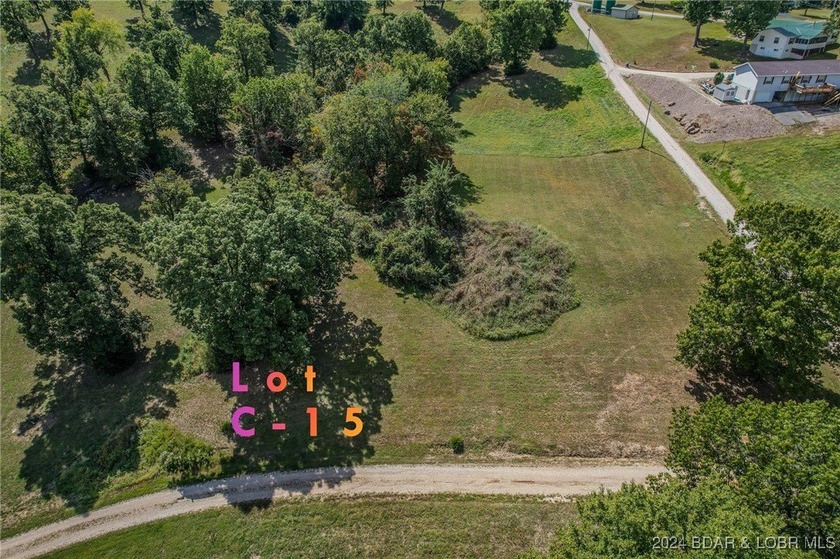 Another great building lot in Johnson's Bay subdivision, located - photo 4