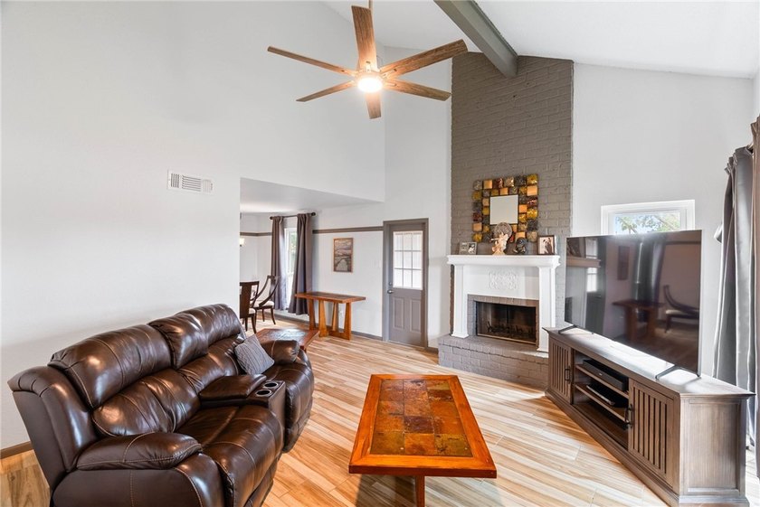 Welcome home to this beautifully updated end-unit townhome - photo 14