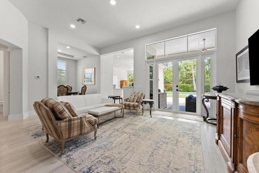 Ironhorse is a prestigious community of 324 homes built around - photo 8