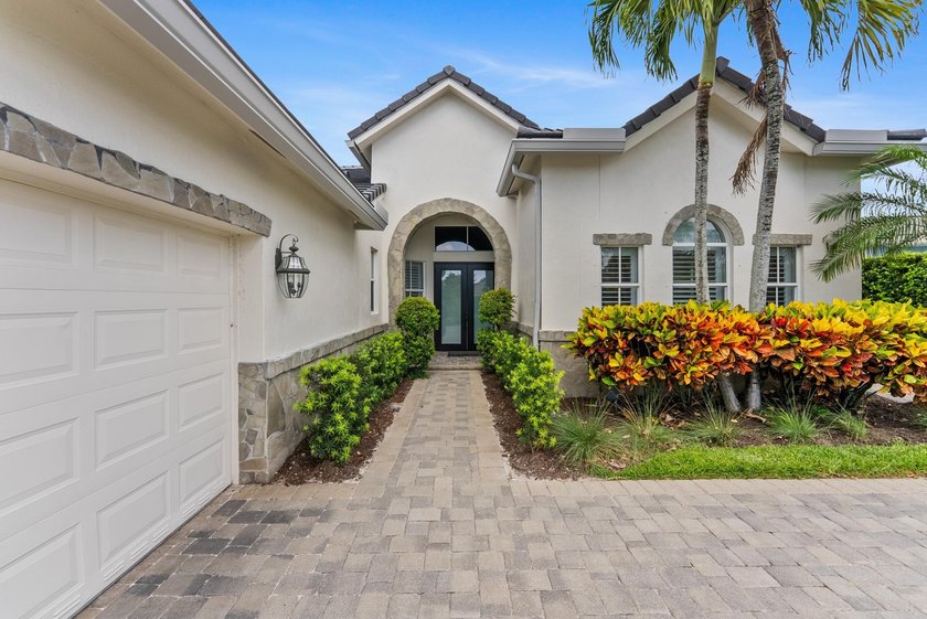 Ironhorse is a prestigious community of 324 homes built around - photo 9