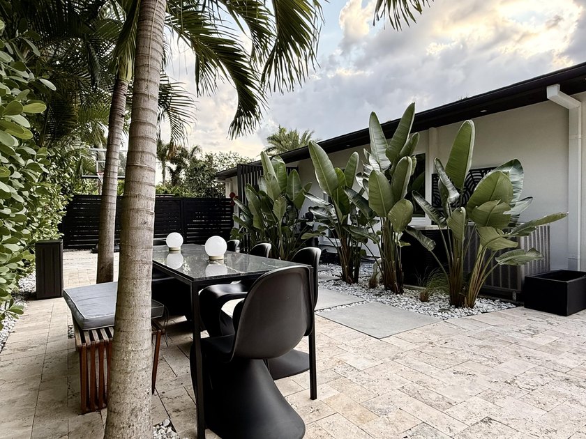 LUXURY updated 4 bedroom/3 bathroom SMART home in Coral Ridge - photo 31