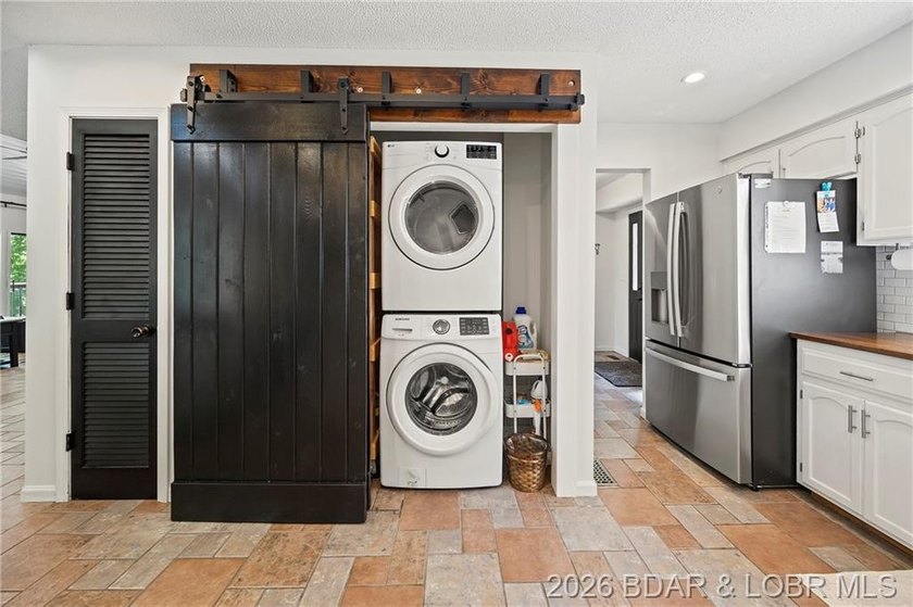 Coveted Cartwright Cove location - living on entry level, lots - photo 11