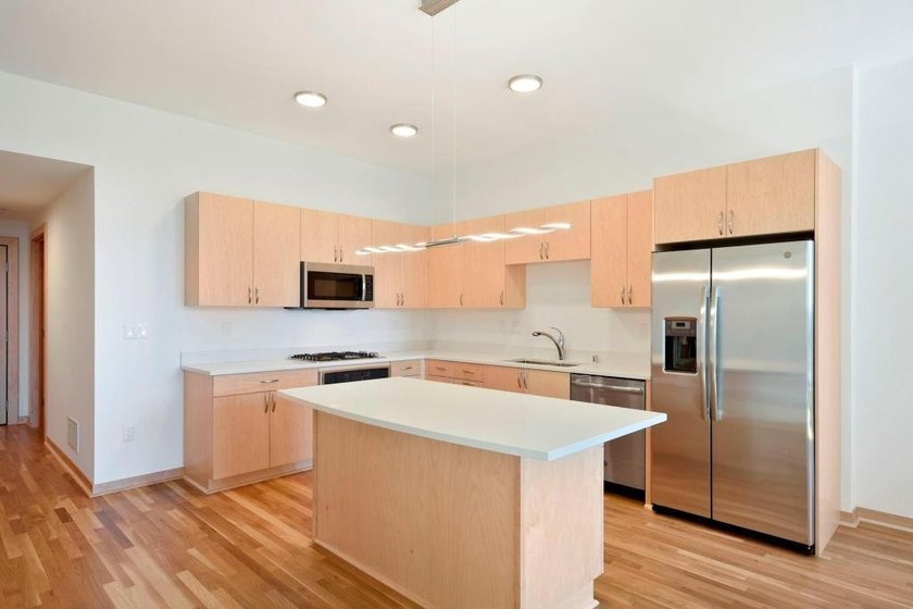 Beautiful two-bedroom residence in the Mill District offering - photo 3
