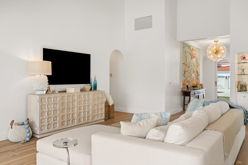Tastefully updated 3-bedroom, 3.5-bath residence in the highly - photo 8
