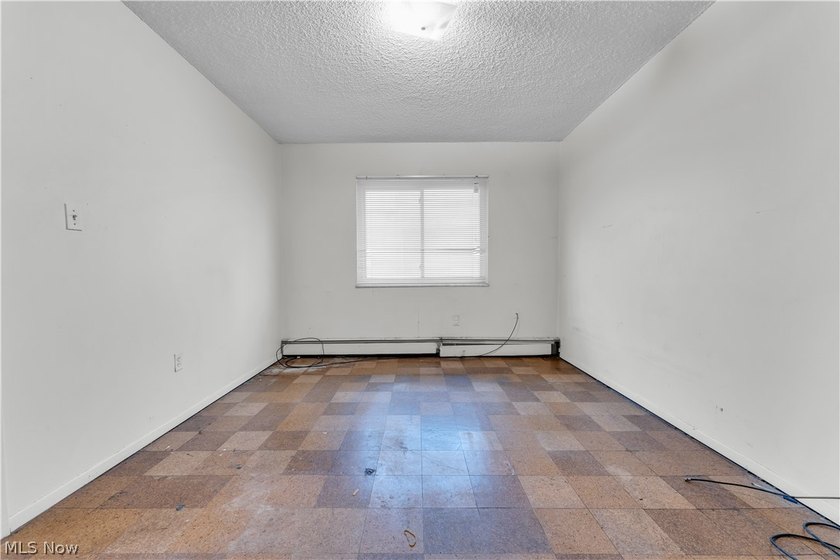 This is an outstanding opportunity to acquire a well-maintained - photo 14