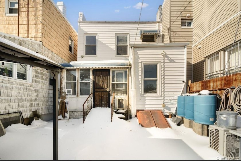 Welcome to 108 Jackie Robinson Parkway, a charming single-family - photo 20