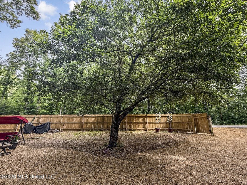 Discover your own private retreat on 23 breathtaking wooded - photo 22