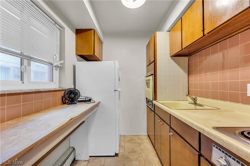 This is an outstanding opportunity to acquire a well-maintained - photo 24