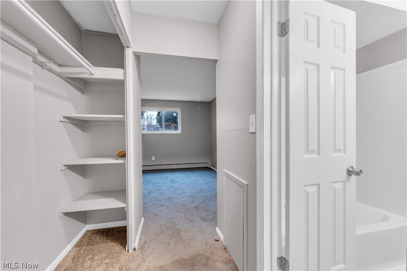 This is an outstanding opportunity to acquire a well-maintained - photo 29