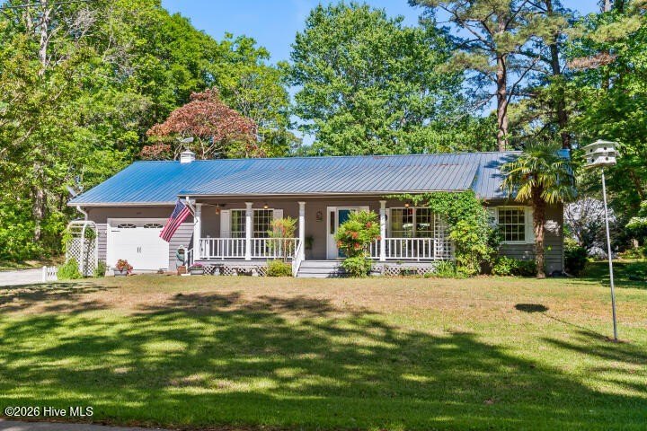 Lakeview and Golf Course frontage make this quality-built 3- - photo 2