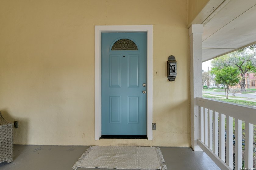 LOWEST PRICED HOME IN THE NEIGHBORHOOD! Being sold AS-IS - photo 4