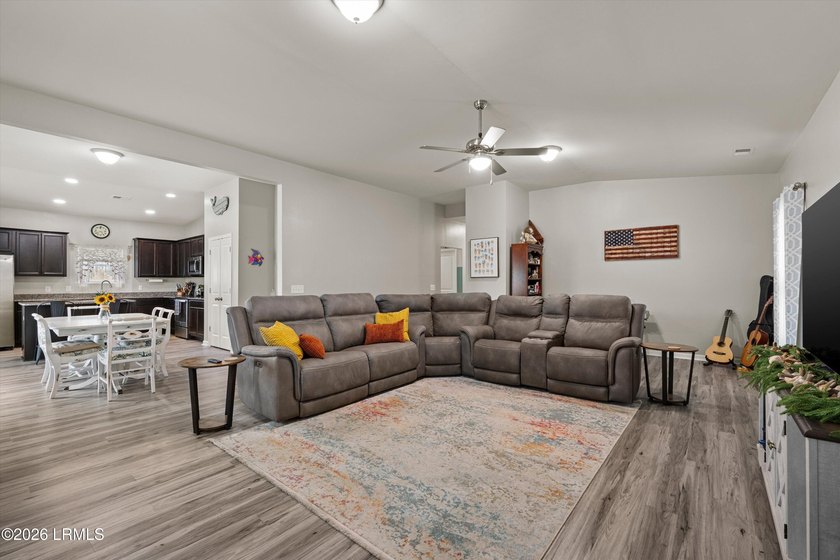 Welcome to your Lowcountry dream home at 45 Great Bend Drive! - photo 17