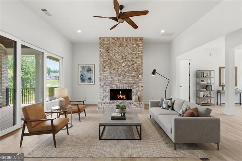 Are you looking for a Custom home without having to deal with a - photo 2