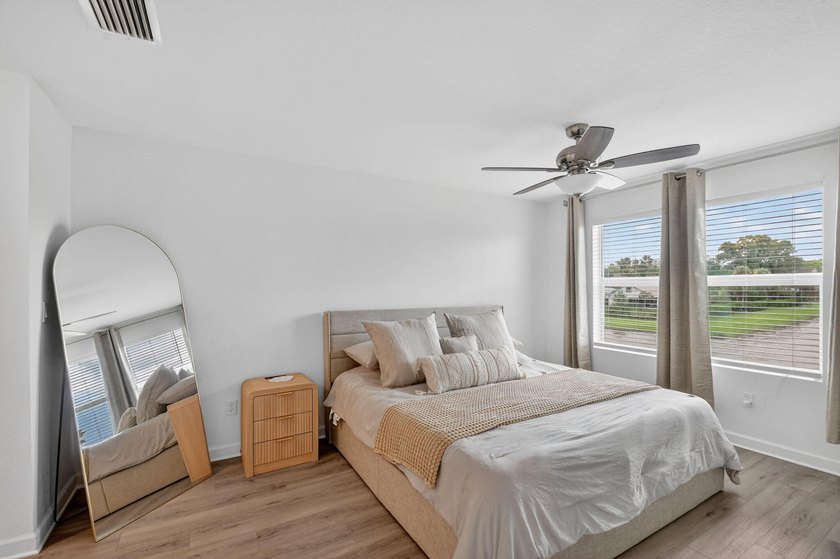 Modern Lakeside Living in Lake Worth | Gated Community 6933 - photo 21