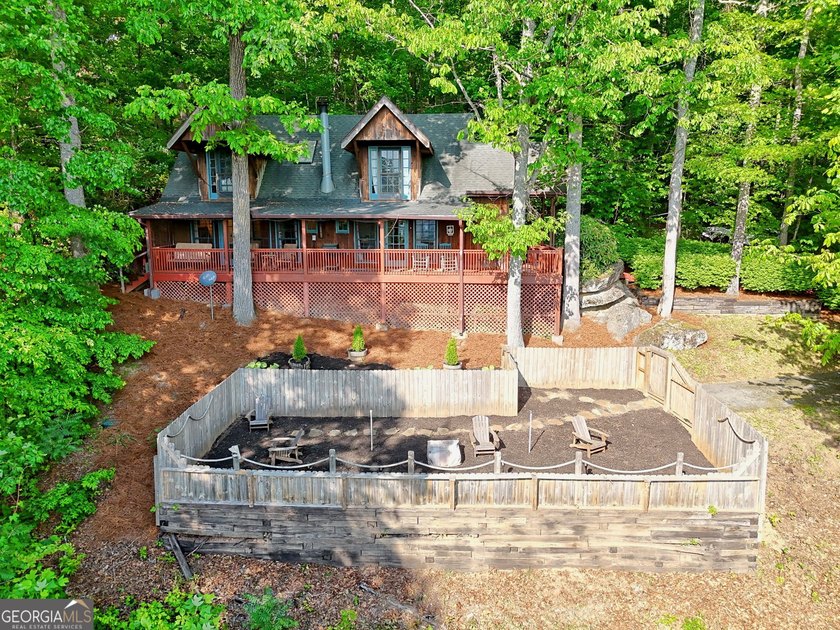 The Ultimate High-Elevation Retreat: Perched high above the - photo 10
