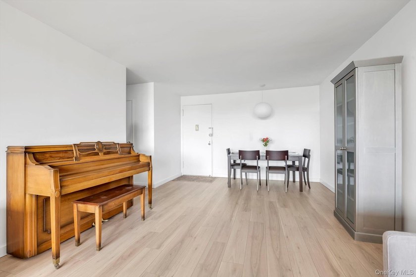 Spacious 1 bedroom unit with an urban vibe that features many - photo 7