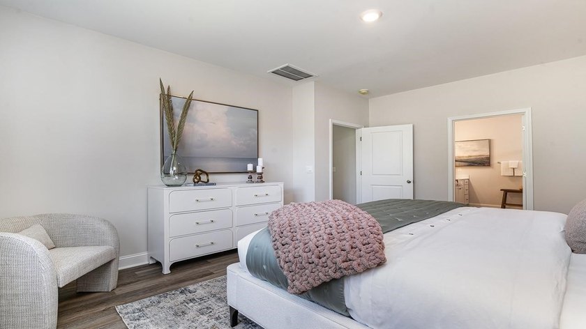 Enjoy Exclusive Homeowner Perks Right in your Backyard! All new - photo 11
