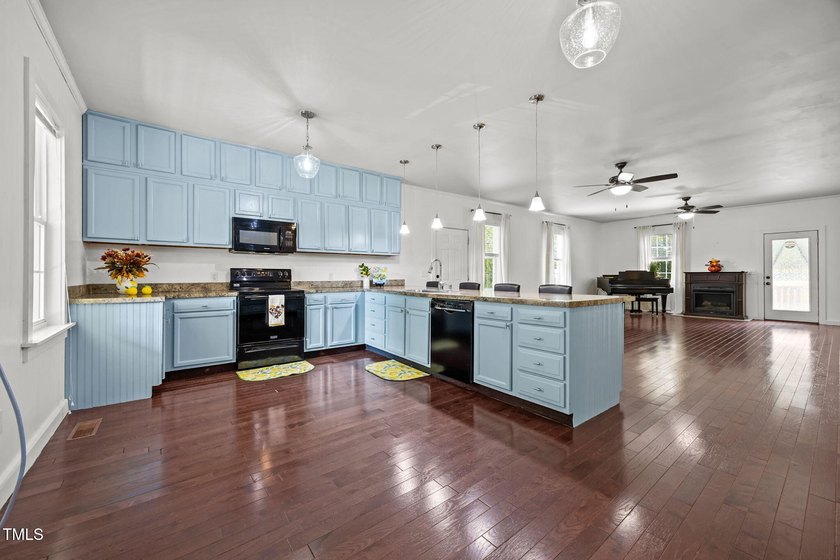Discover the perfect blend of comfort, lifestyle, and value in - photo 2