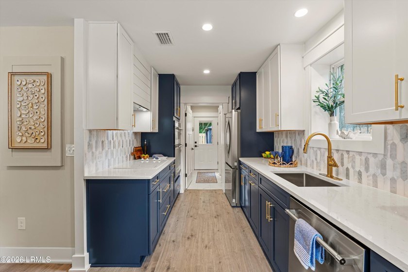 Welcome to 417 Waight Street, a turnkey Lowcountry home that has - photo 12