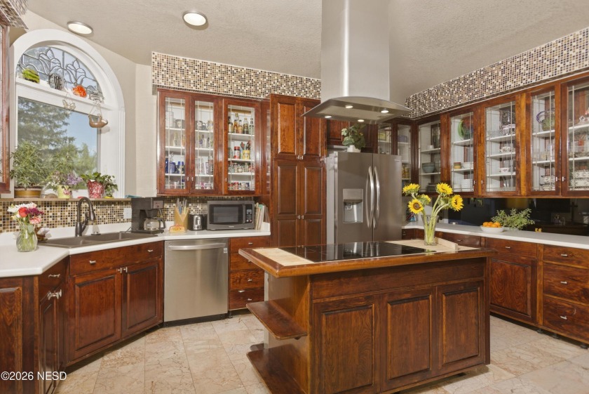 Stunning 2 story home on Lake Kampeska - photo 8