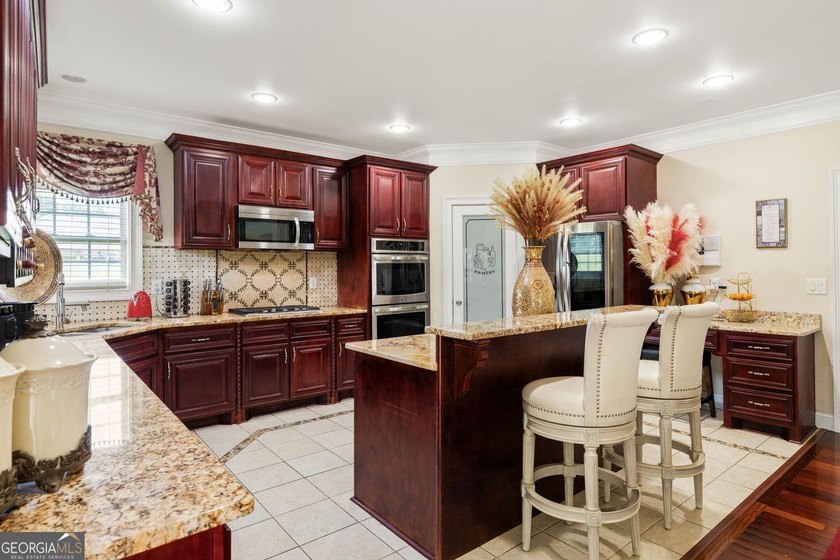 Set on two expansive lots within a private community, this - photo 23