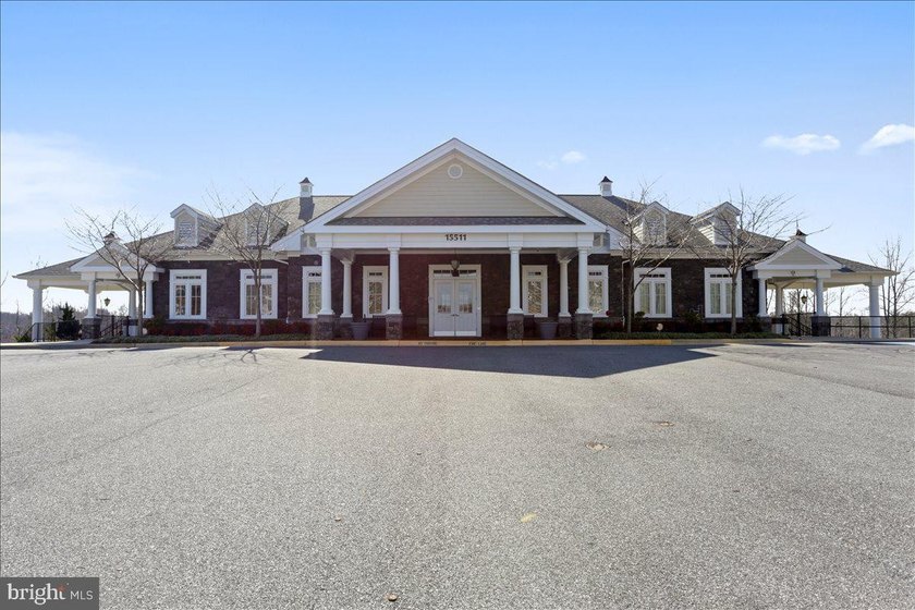 Welcome to refined living in the prestigious Beech Tree Gated - photo 35