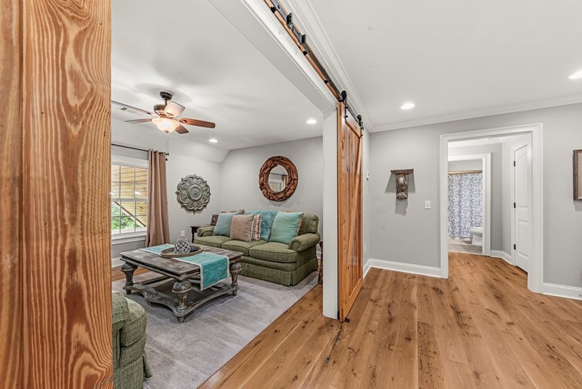 Welcome to 484 Eagles Way, in the gated Eagles Point - photo 37