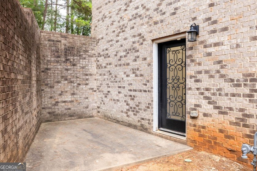 Set on two expansive lots within a private community, this - photo 44