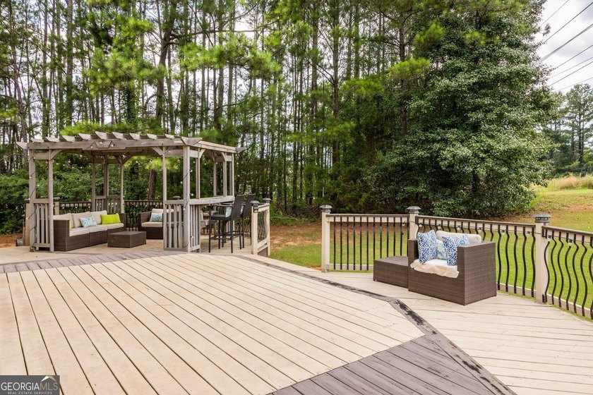 Set on two expansive lots within a private community, this - photo 46