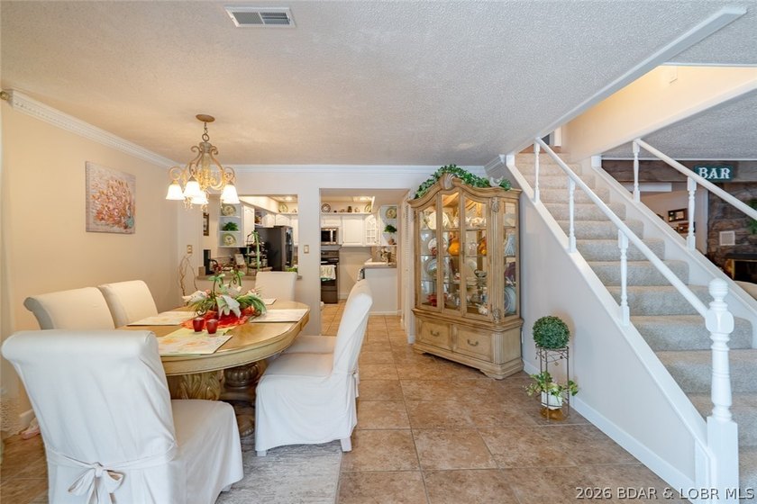Gentle lot. Easy steps. Big view. If you've been waiting for - photo 24