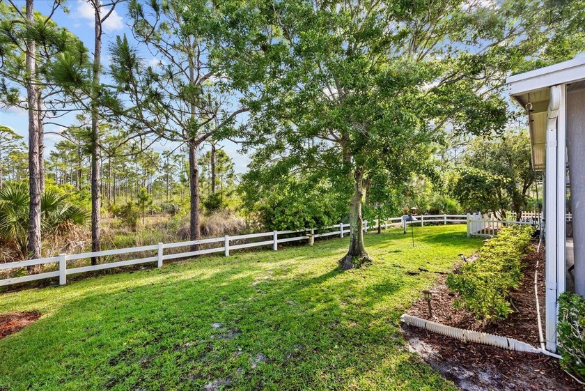 Florida living at its finest in this fully updated Presidents - photo 34