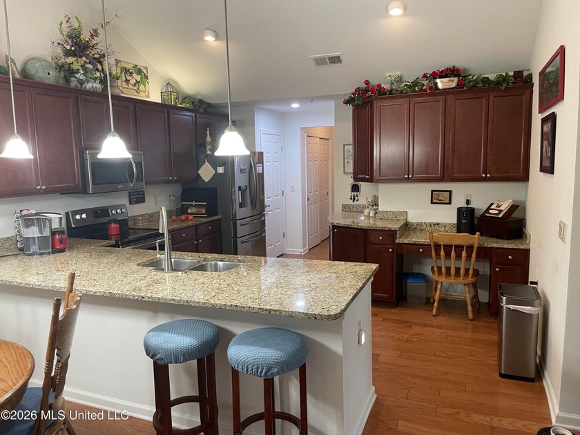 Located with beautiful views all around! The Oaks of Parkview - photo 14