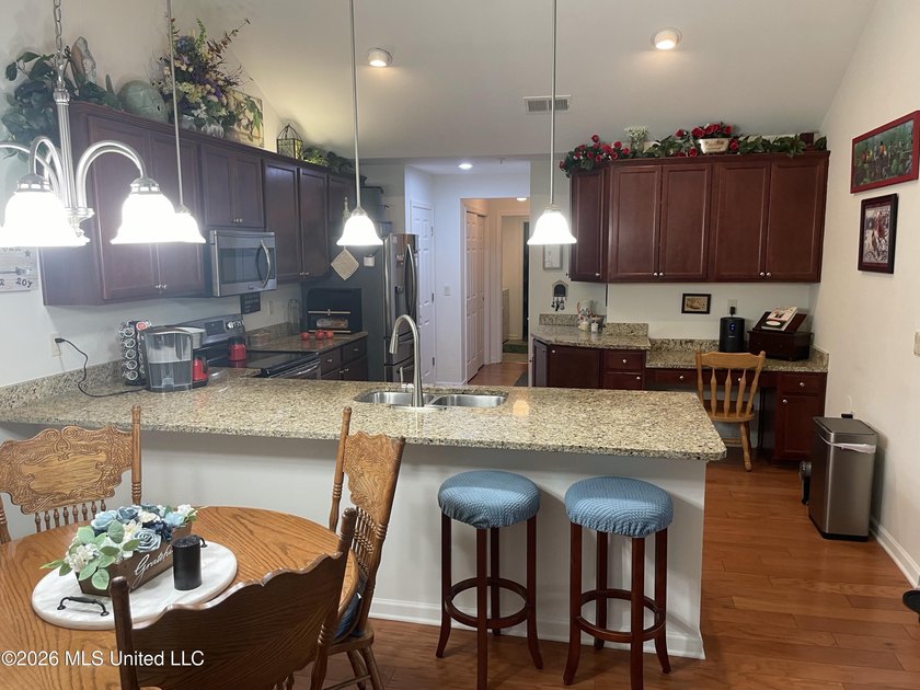 Located with beautiful views all around! The Oaks of Parkview - photo 16