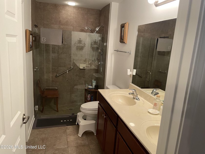 Located with beautiful views all around! The Oaks of Parkview - photo 20
