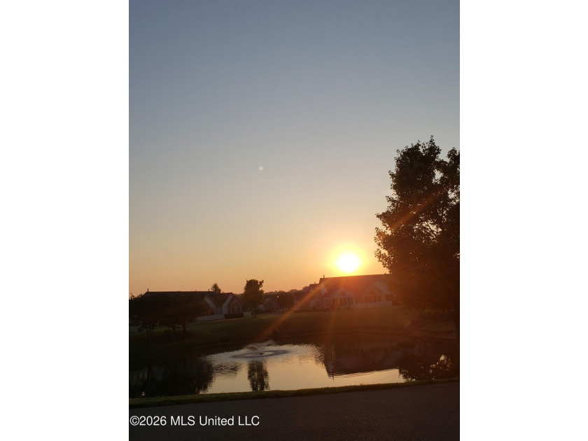 Located with beautiful views all around! The Oaks of Parkview - photo 38