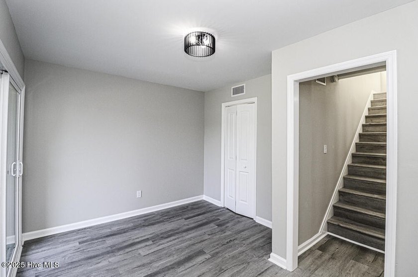 Welcome to this beautifully remodeled 2-bedroom, 2.5-bathroom - photo 12