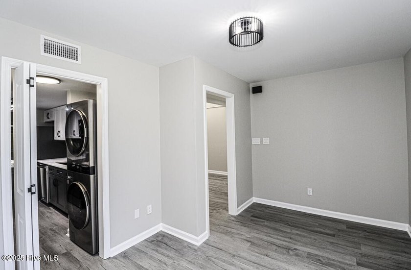 Welcome to this beautifully remodeled 2-bedroom, 2.5-bathroom - photo 14