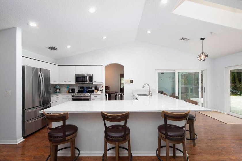 Experience the best of both worlds with this beautifully - photo 15