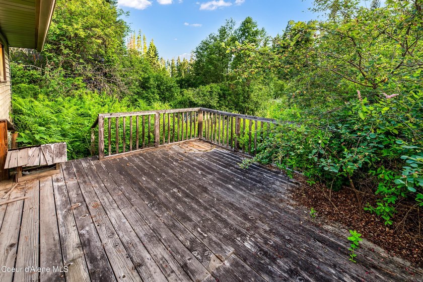 Rare opportunity to own a double lot in Kalispell Bay with over - photo 18