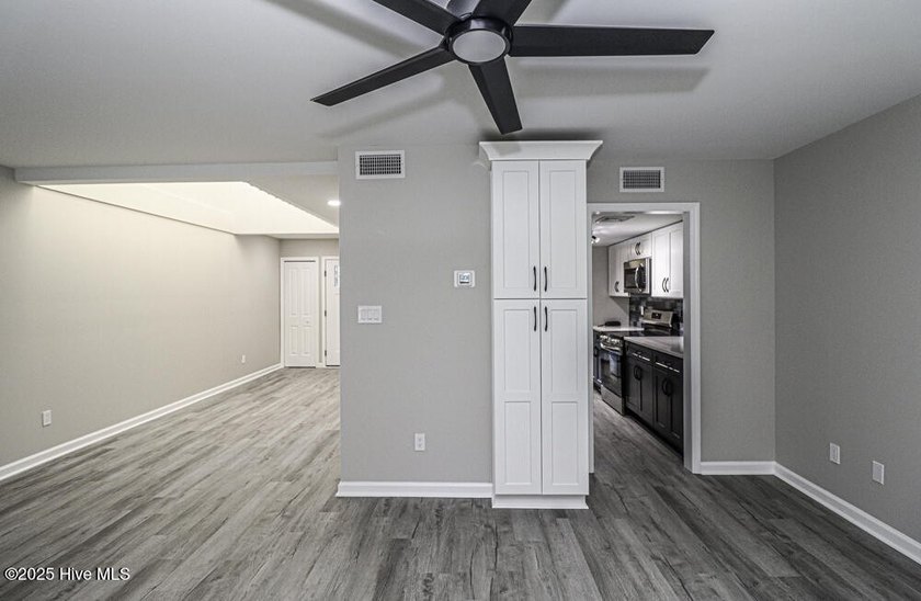 Welcome to this beautifully remodeled 2-bedroom, 2.5-bathroom - photo 25