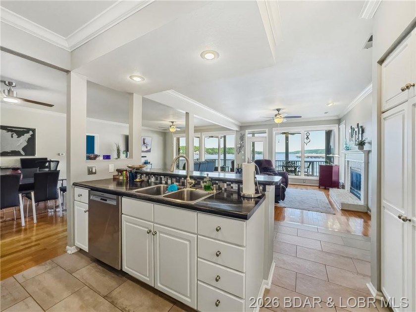 Looking for a Condo where you can enjoy a fantastic sunrise view - photo 37