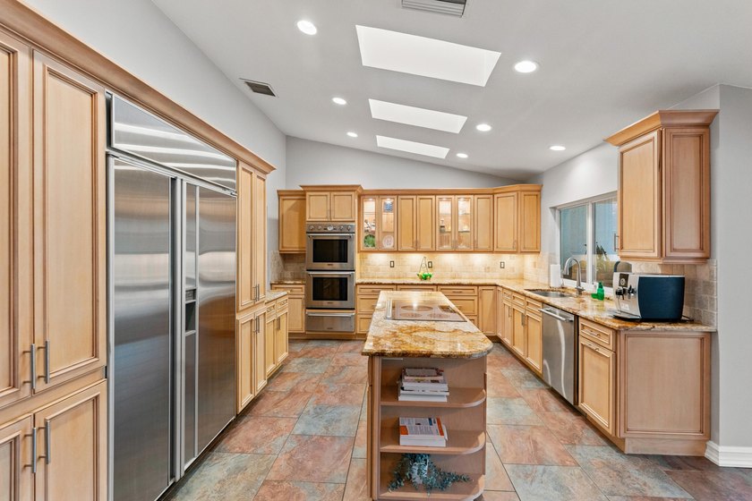 Experience the lifestyle you've been dreaming of in this - photo 12