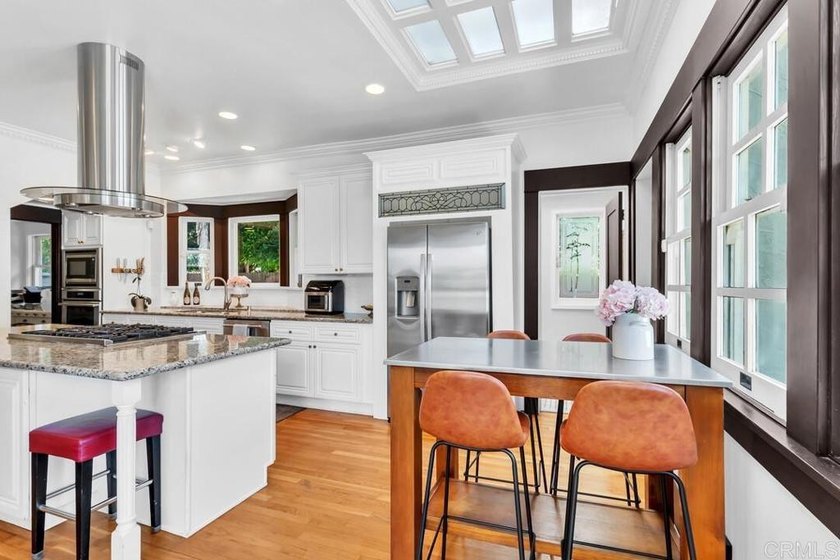 A rare opportunity to lease one of Point Loma's most - photo 14
