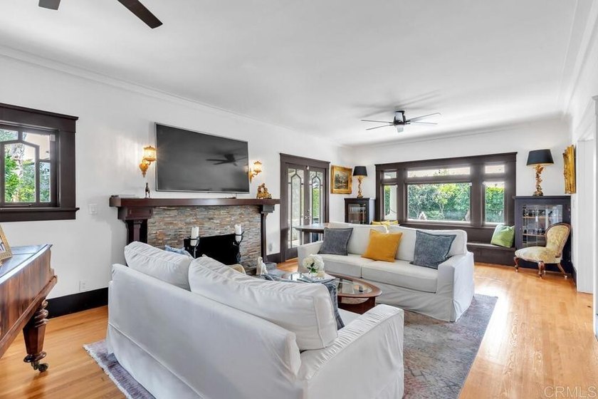 A rare opportunity to lease one of Point Loma's most - photo 16